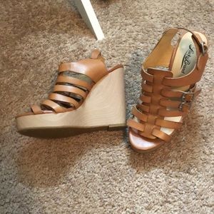 Lucky Brand Cognac Women’s Wedges